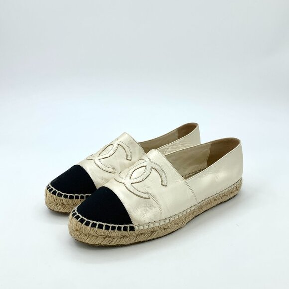 H12169 Chanel Size 38 Colorblock Round Toe Braided Slip-On Fisherman Shoes Pleat - Picture 1 of 9